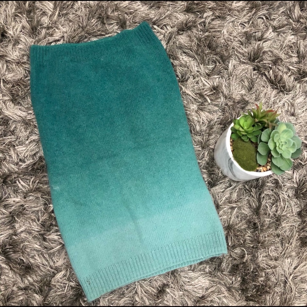 H&M Infinity Scarf✨ - Picture 1 of 1